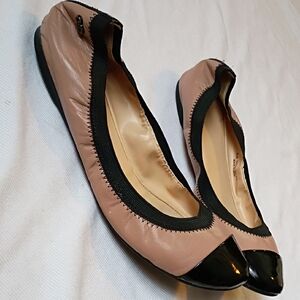 Cole Haan Black And Tan Ballet FLATS